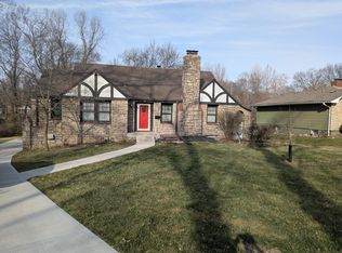 1936 S Lake Dr, Independence, MO 64055