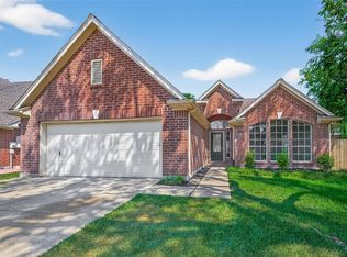 2306 Lord Nelson Dr, Seabrook, TX 77586