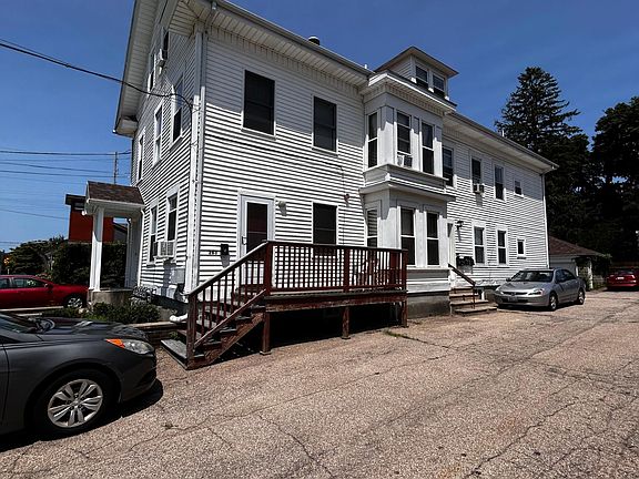 2nd image of 263 Bourne Ave #2R