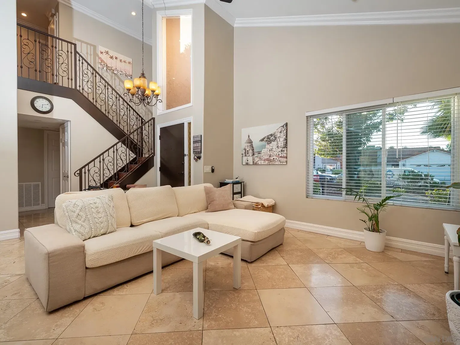4 bed, 2.0 bath, 1745 sqft, $5,000 — Photo 4
