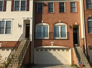 25251 Nesting Sq, Chantilly, VA 20152