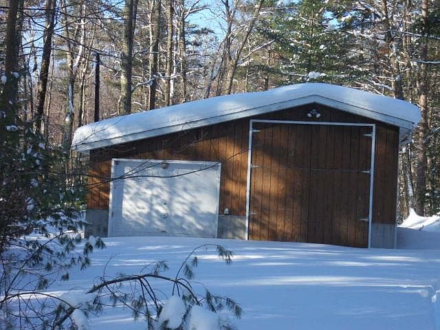 2nd image of 7220 Long Lake Rd