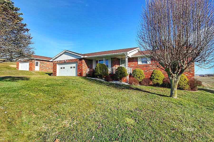 1st image of 122 Kristi Dr