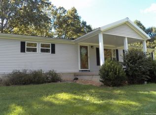 705 Squire Boone Rd SW, Mauckport, IN 47142