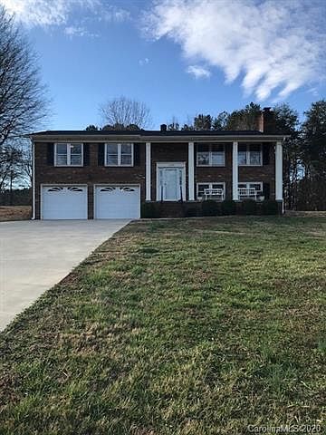 1st image of 1035 College Ave