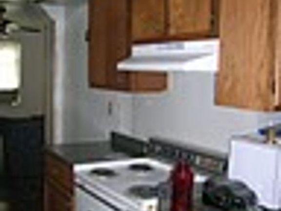 4th image of 1062 11th Ave SE #1 & 2