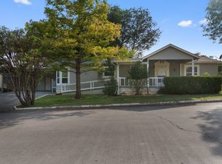 323 Live Oak St, Ingram, TX 78025