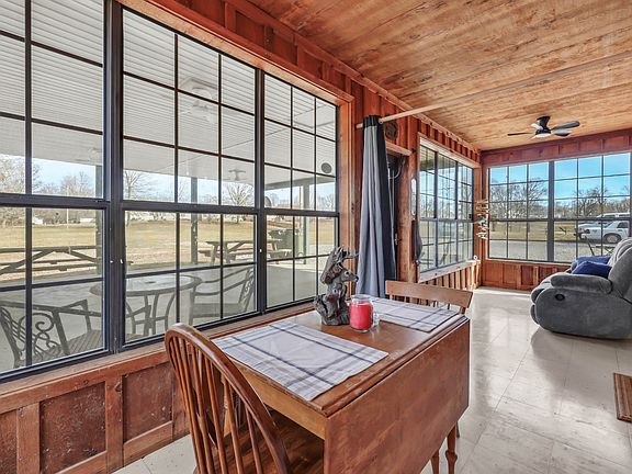 5th image of 100 Pavilion Rd