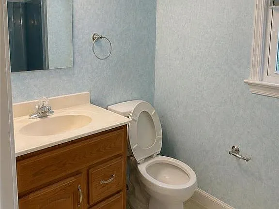 5465 Stewart Dr — Photo 10