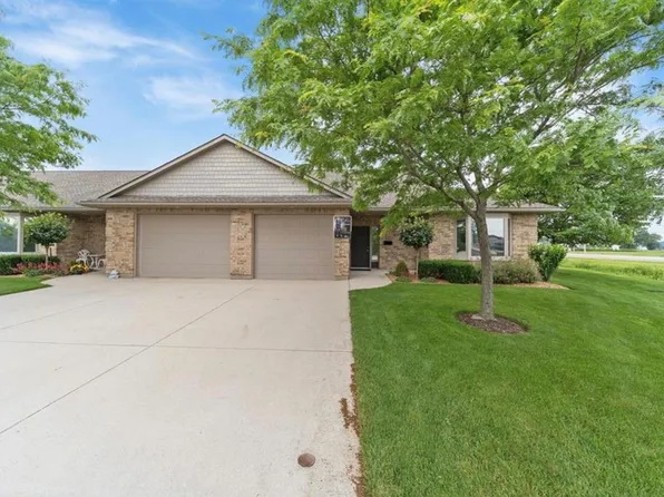 5969 Townsend Line, Lambton Shores, ON N0N 1J0