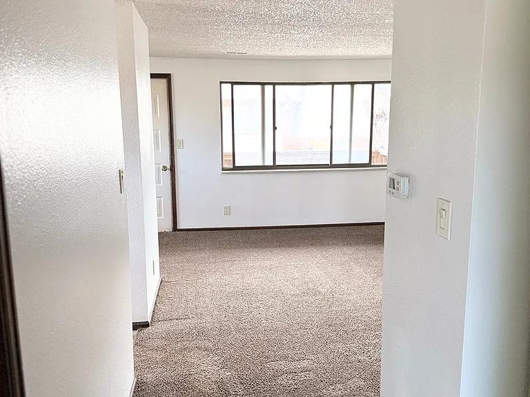 1700 9th Ave #4 — Photo 8