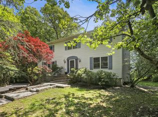 22 Pamela Rd, Cortlandt Manor, NY 10567