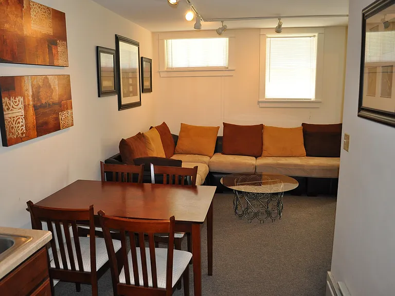 110 Highland Pl #1 — Photo 4