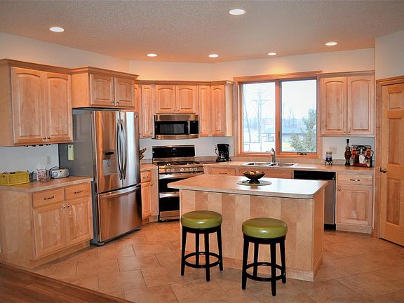 2nd image of 410 W Lake Dr APT 202