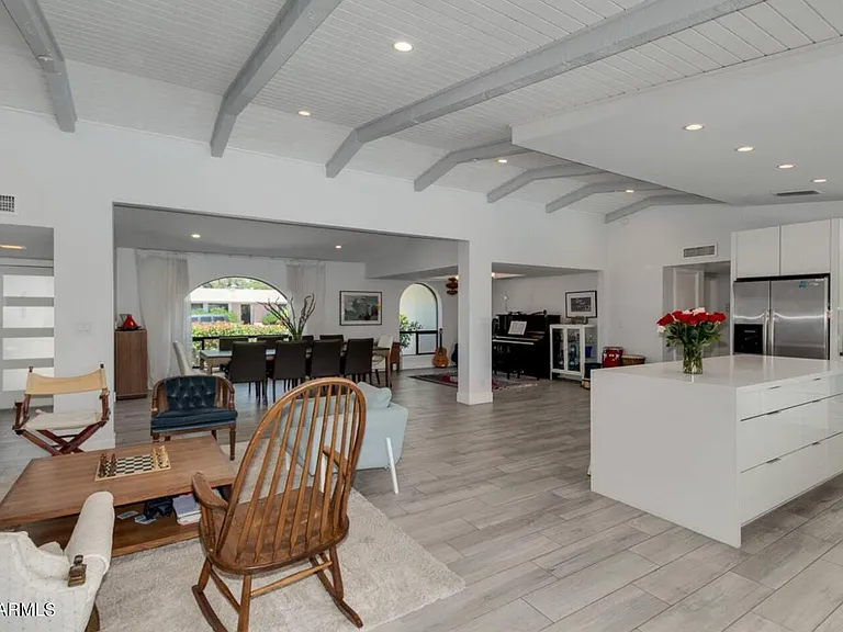11209 N 45th Way — Photo 9