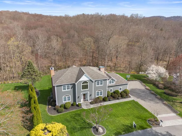 11 Danand Lane, Patterson, NY 12563