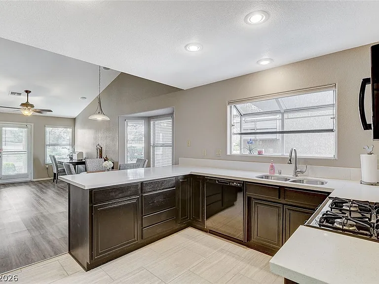 8805 Litchfield Ave — Photo 23