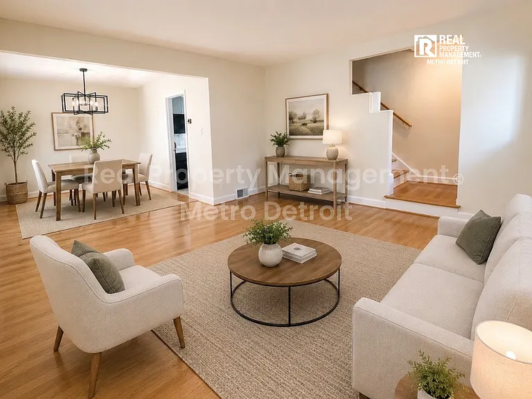 655 N Eton St #22 — Photo 4