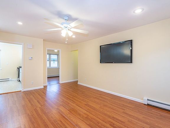 4th image of 725 Joralemon St Unit 160