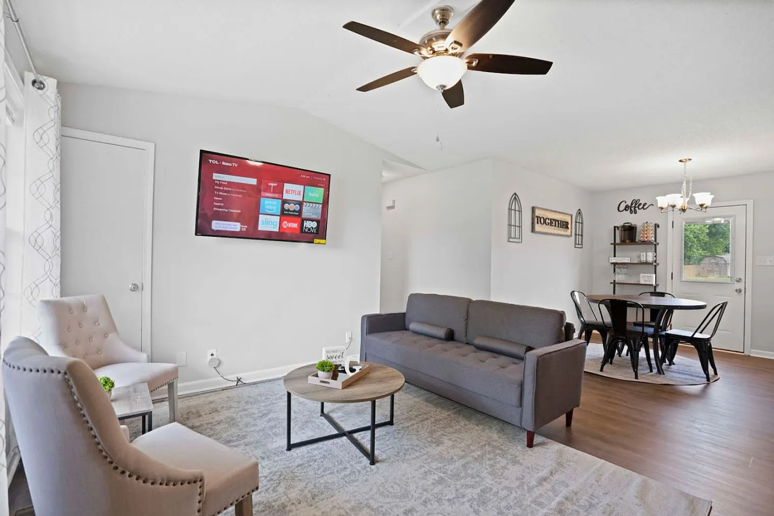 3 bed, 2.0 bath, 1022 sqft, $2,589 — Photo 1