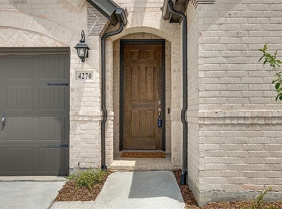 3rd image of 4270 Silver Spur Dr