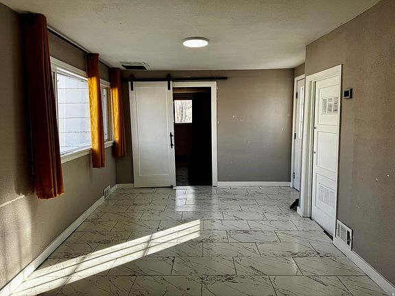 4th image of 341 W 100 S