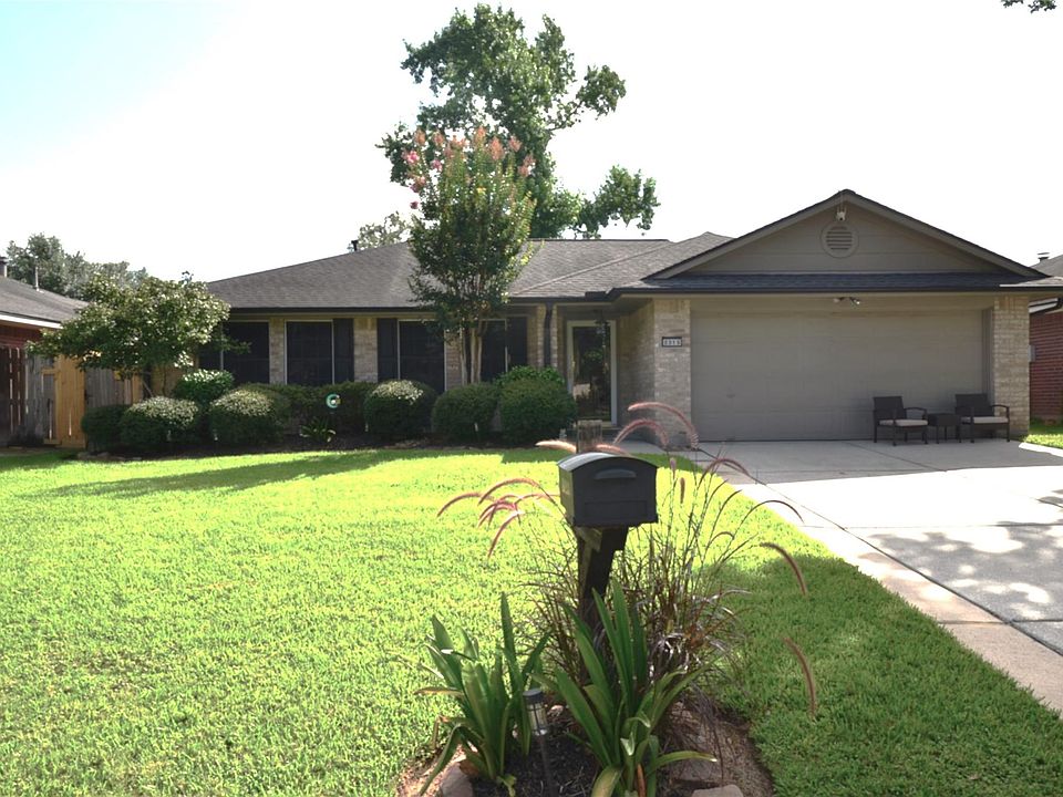 1st image of 2315 Clear Ridge Dr
