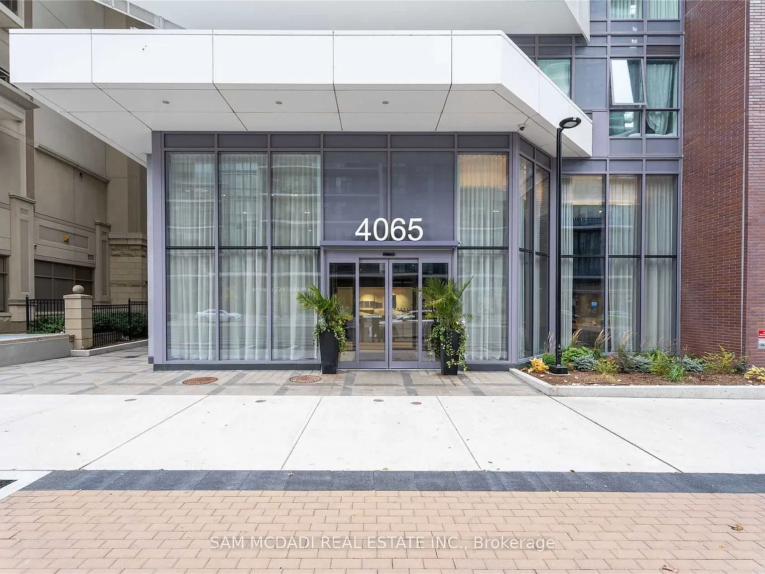 1 bed, $2,300 — Photo 2