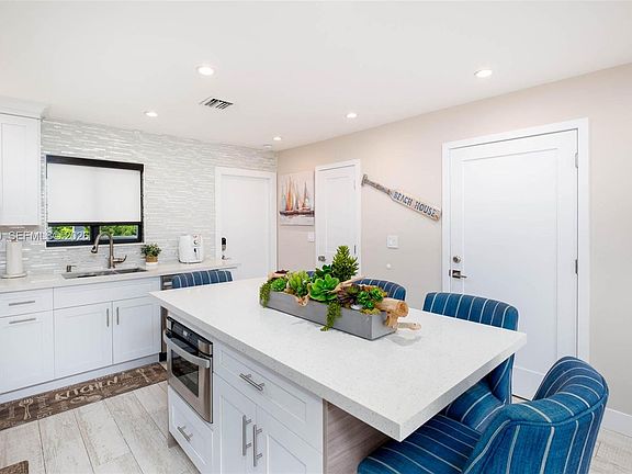 2nd image of 1500 Ocean Bay Dr APT B3