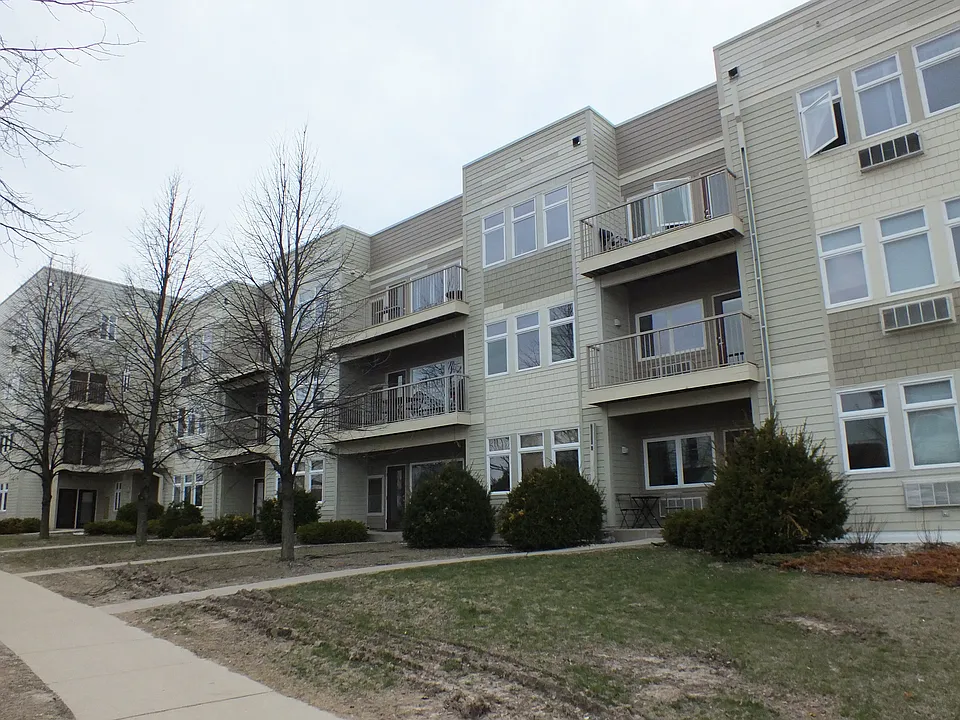 8206 Starr Grass Dr #204