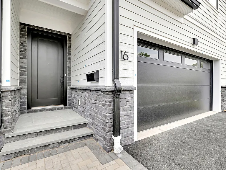 16 Feldman Ct — Photo 21