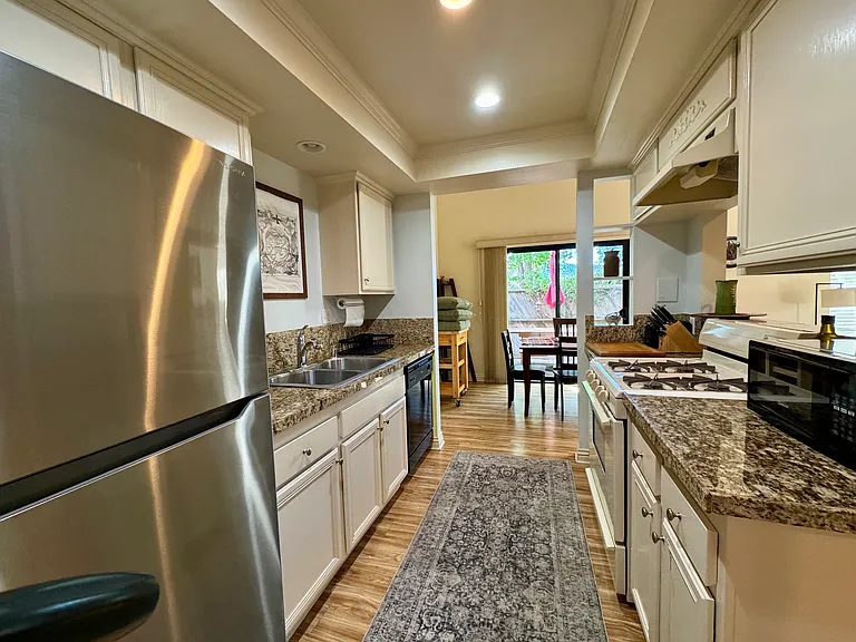 212 N Carrillo Rd #H — Photo 17