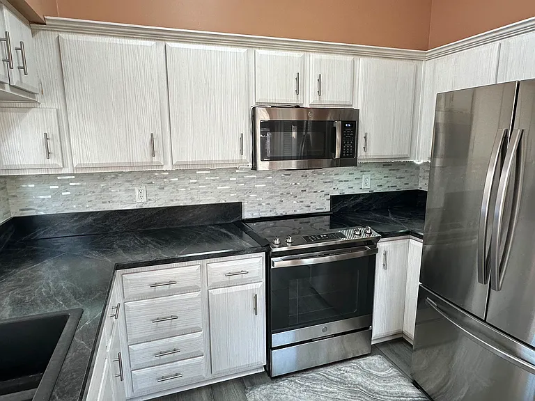 12273 Country Cove Ct — Photo 8