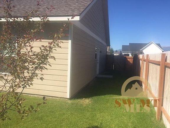 4th image of 912 New Mexico Dr