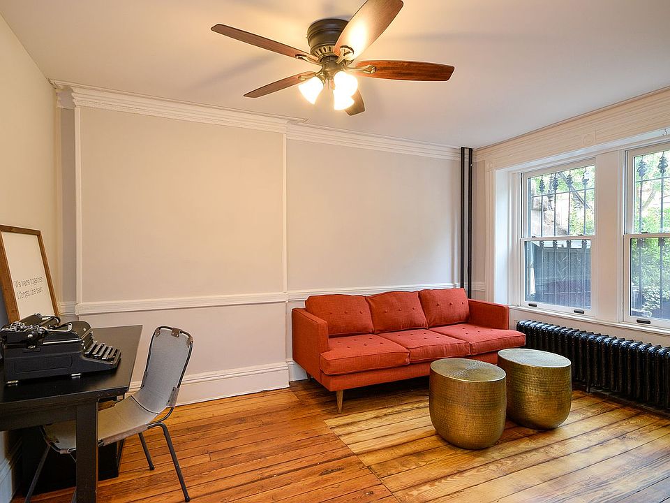 1st image of 530 Hancock St #1