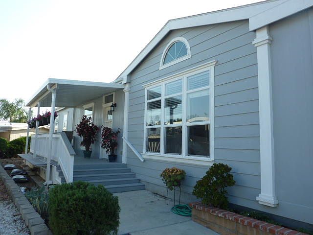 1st image of 114 Stevens Cir #1