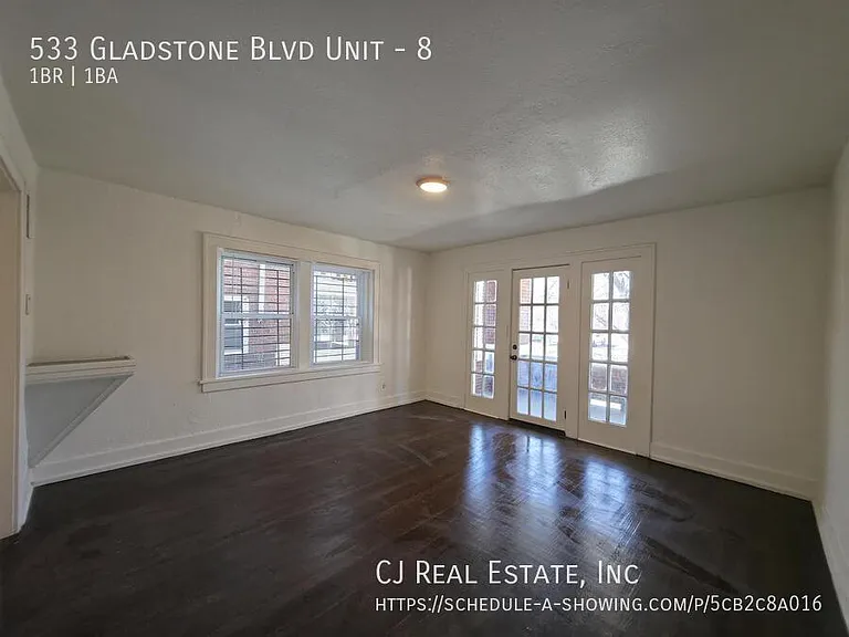 533 Gladstone Blvd #8 — Photo 3