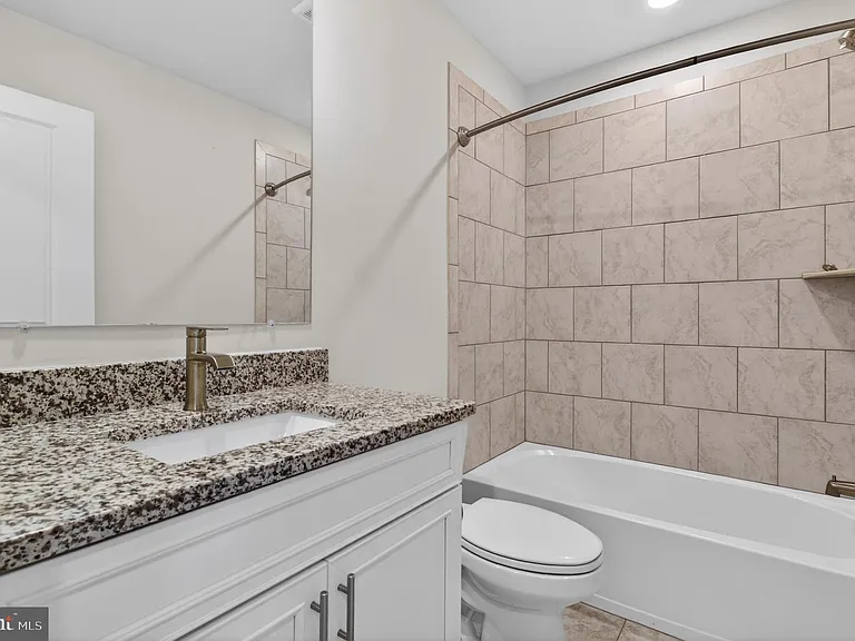 7706 Red Moon Way — Photo 21