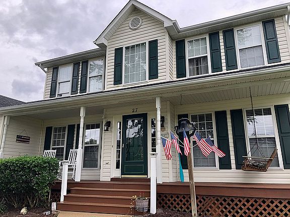 3rd image of 27 Whitestone Dr