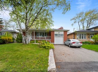 2155 Davebrook Rd, Mississauga, ON L5J 3M4