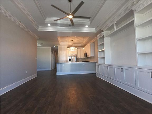 5th image of 4102 Thalia St