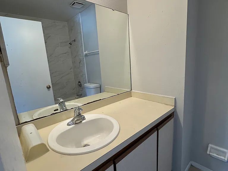 163 Bowie Ln #B — Photo 13