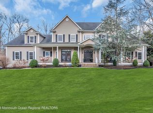 7 Greentree Ct, Howell, NJ 07731