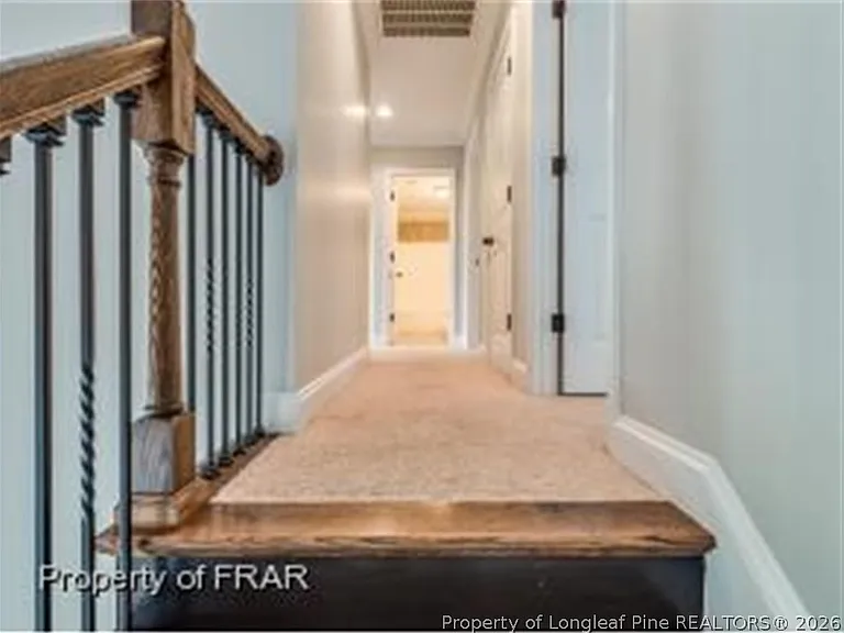 175 Windbrook Ct — Photo 32