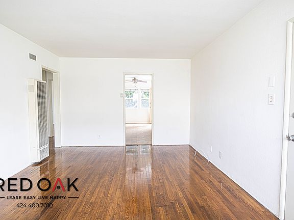 2nd image of 4107 Wade St #A