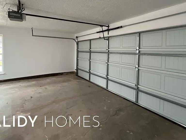 12510 Maple Ridge Rd — Photo 37