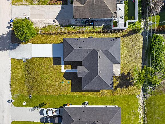3rd image of 7785 105th Avenue