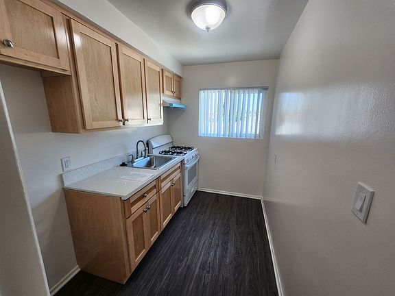 2nd image of 10309 S Inglewood Ave APT 20