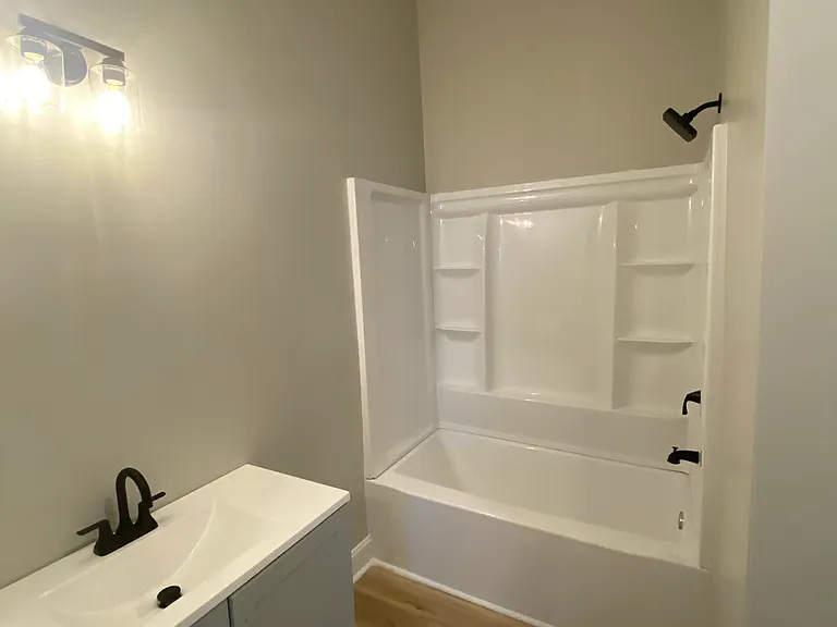 309 N Webb St — Photo 24