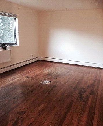2nd image of 8716 Winchester Blvd APT 4E